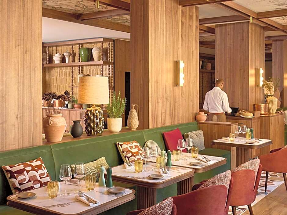 Grand Hotel Roi Rene Aix - MGallery Collection