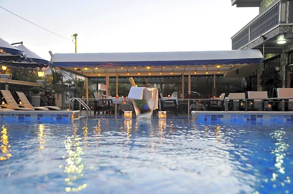 Aparthotel Villa Primafila