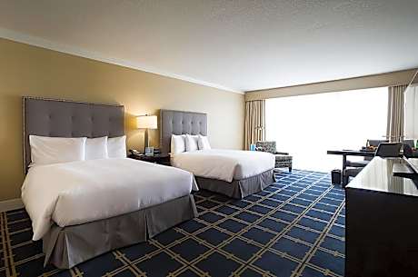 Queen Room with Two Queen Beds - Disability Access