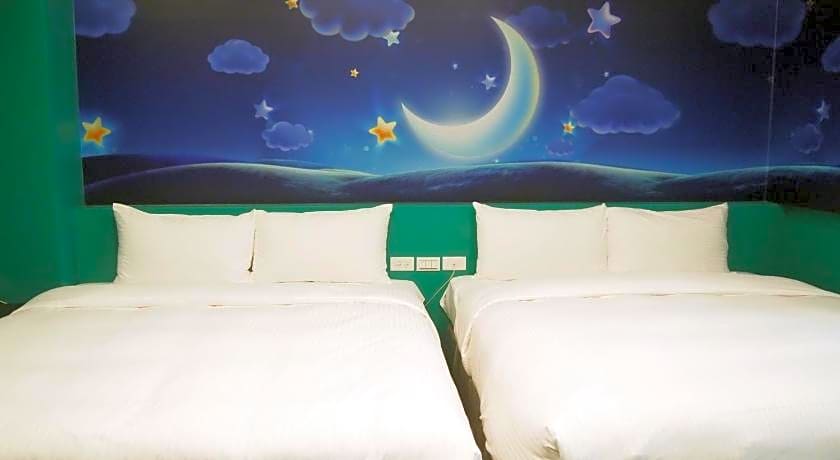 Fairytale YiSu Hot Spring Hotel