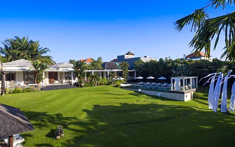 Pure Villa Bali by Nagisa Bali - CHSE Certified