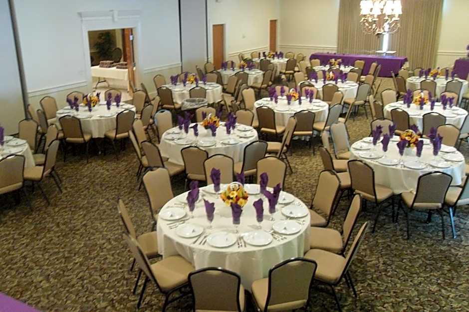 Ramada Limited Mount Sterling