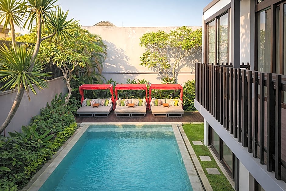Seminyak Icon - by Karaniya Experience