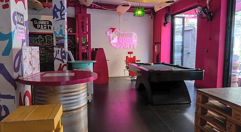 Slumber Surf Phuket Kata