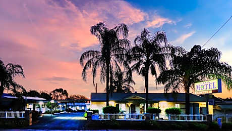 Oasis Motel