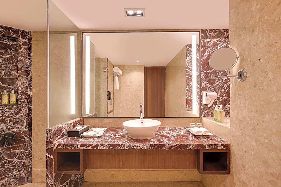 Royal Orchid Central Grazia Hotel