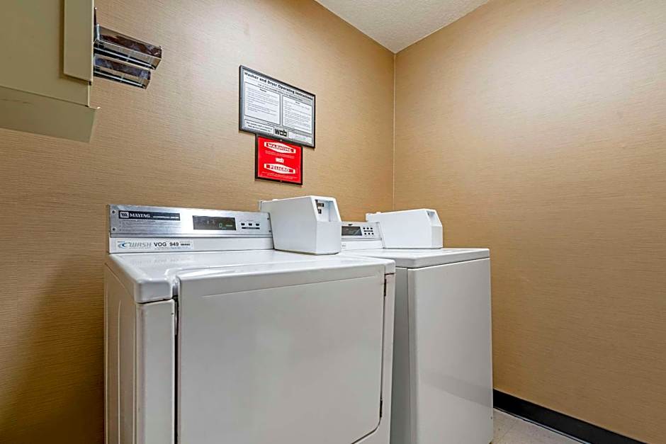 Comfort Inn Lathrop Stockton Airport