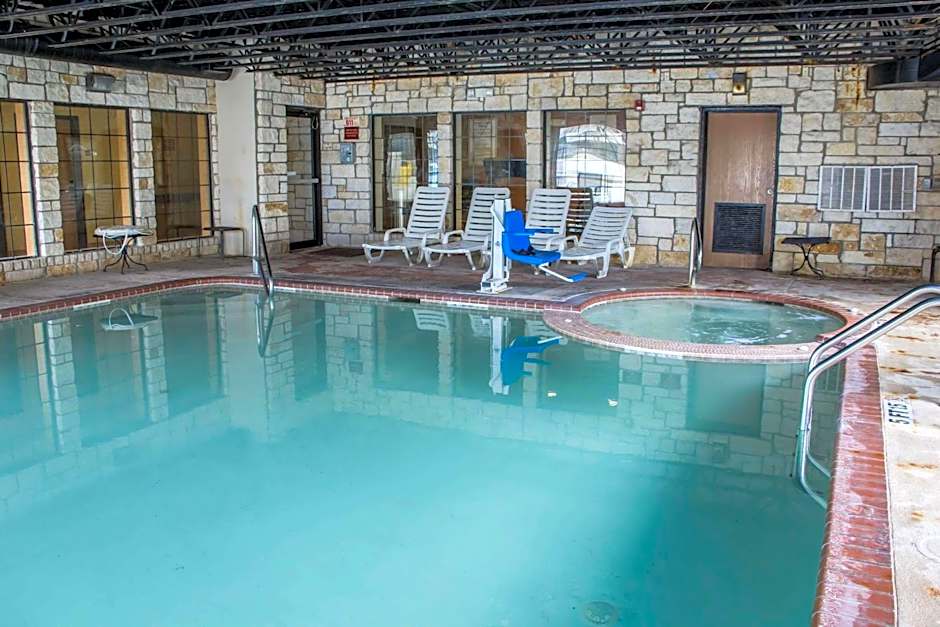 Comfort Suites Near Seaworld
