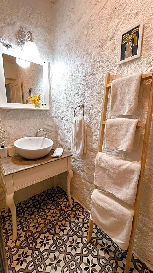 Mina Otel by Adda Alaçatı