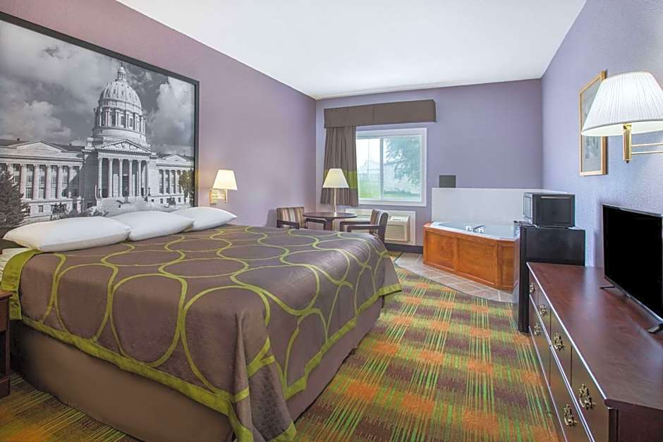 Super 8 by Wyndham Sweet Springs