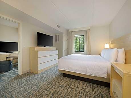 Two-Bedroom King Suite - Non-Smoking