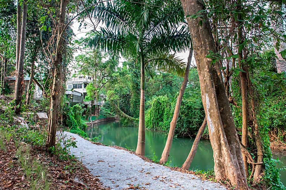 Maleena Garden at Lam Takhong Riverside