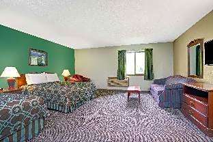 Super 8 by Wyndham Hudson