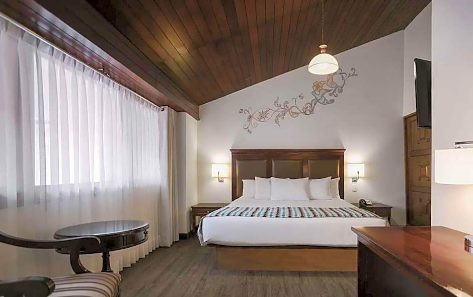 Wyndham Costa del Sol Cusco