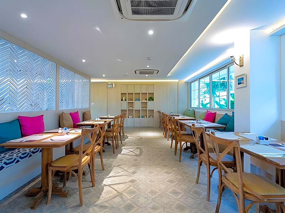 Costa Village Jacuzzi Bangsaray