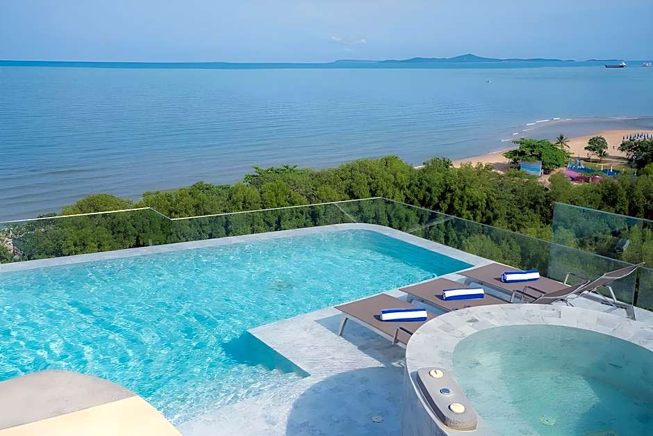 Bayphere Hotel Pattaya JC