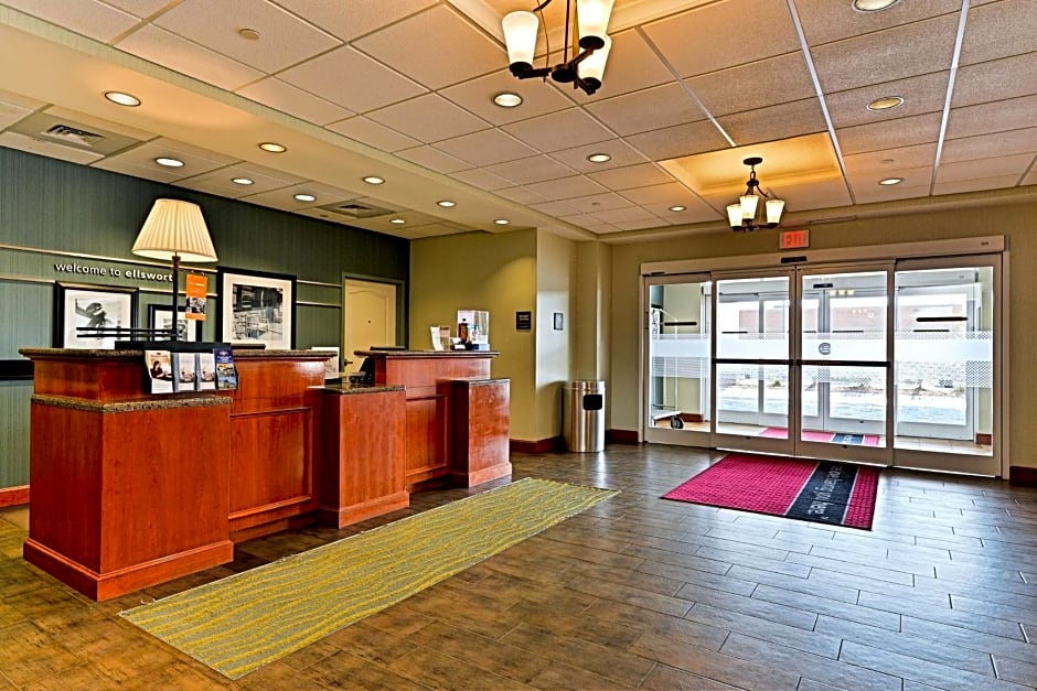 Hampton Inn By Hilton Ellsworth