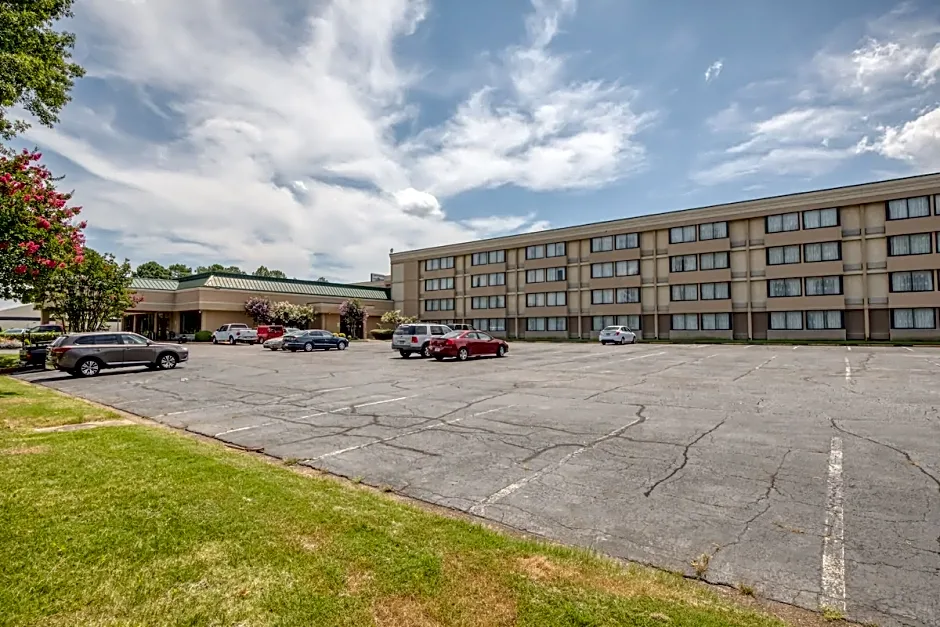 OYO Hotel Memphis TN I-40