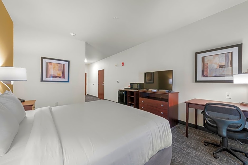 Cobblestone Hotel & Suites - Urbana