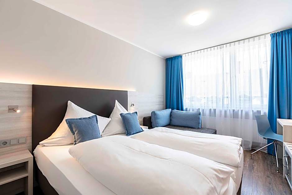 Photo 1 of 5 of 1 Double Bed or 2 Twin Beds