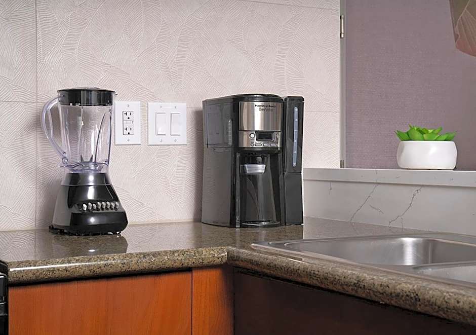 Tahiti Village Resort & Spa