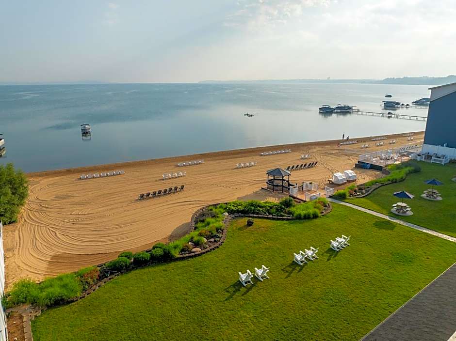 The Beach Haus - Traverse City