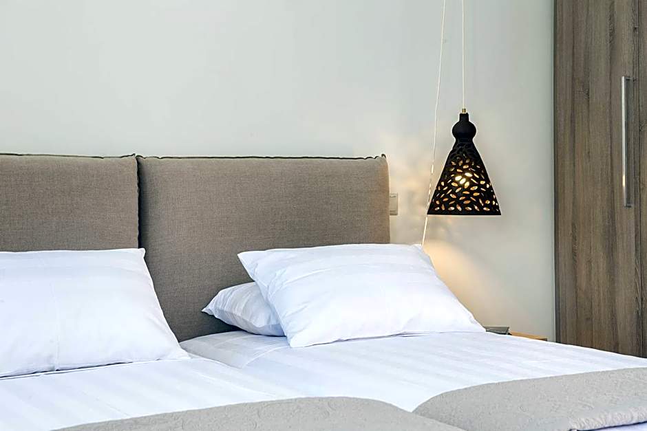 Argostoli Marina Suites