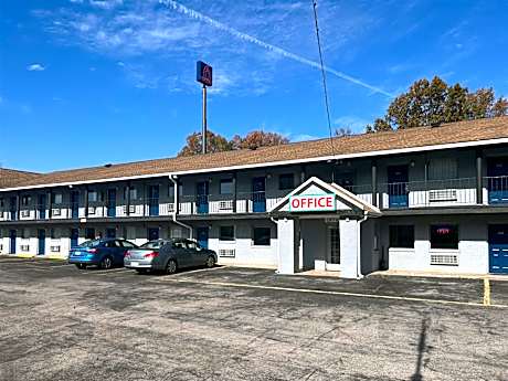 Studio 6 Suites Hurricane, WV