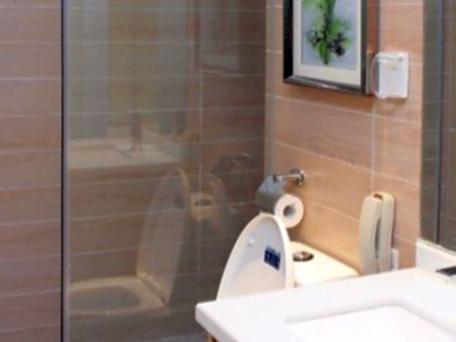 Lavande Hotel Rizhao East Haiqu Road RT-Mart