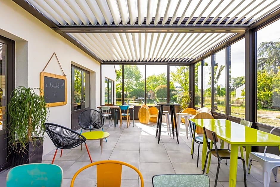 greet hotel restaurant Angouleme Ouest