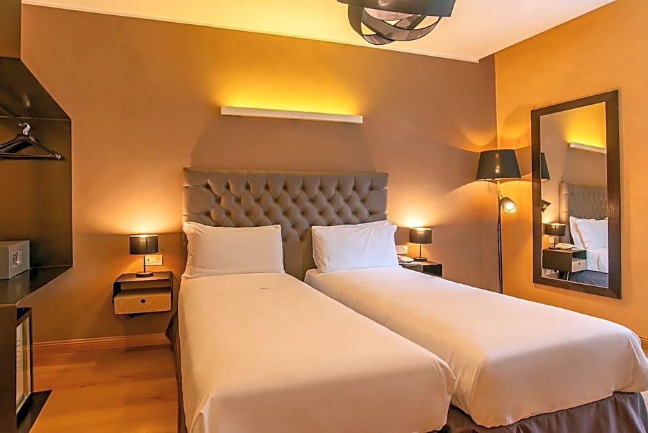 Elite Hotel