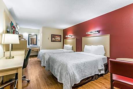 Deluxe Room with Two Double Beds Smoke Free