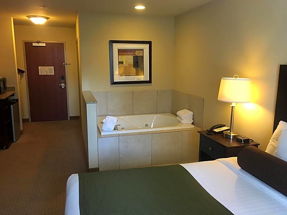 Cobblestone Inn & Suites - Durand