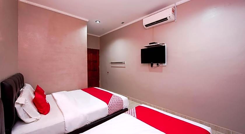 Super OYO 89348 Rg Motel