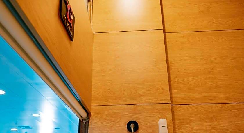 VATC Sleep Pod - Terminal 2
