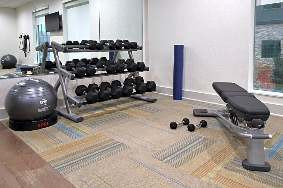 Holiday Inn Express & Suites Lake Charles South Casino Area By IHG