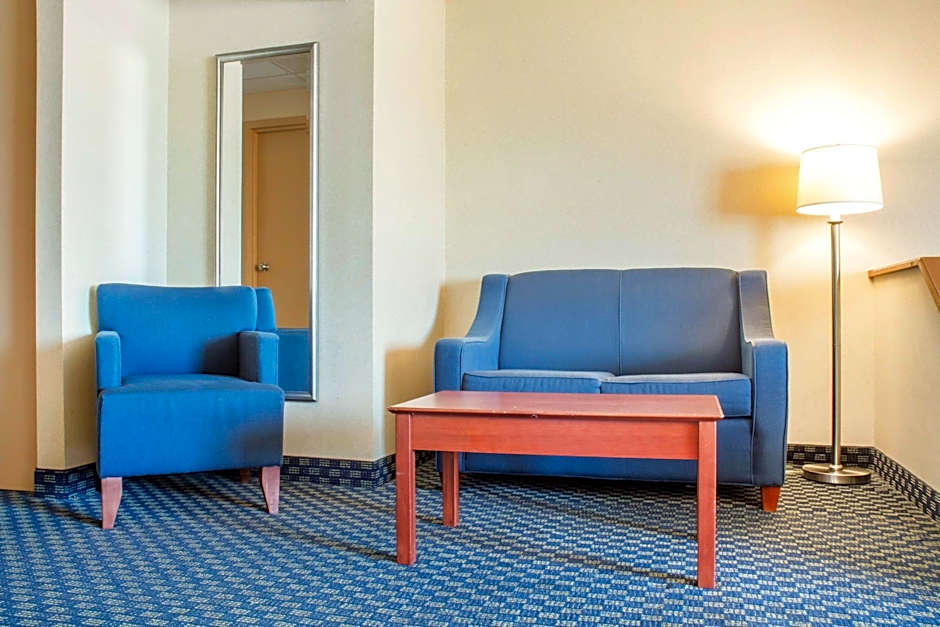 Comfort Inn West Rochester
