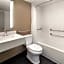 Holiday Inn Express And Suites Washington DC Noma By IHG