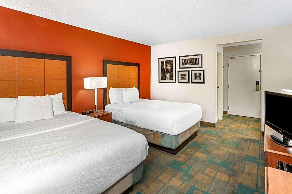 Baymont by Wyndham Meridian