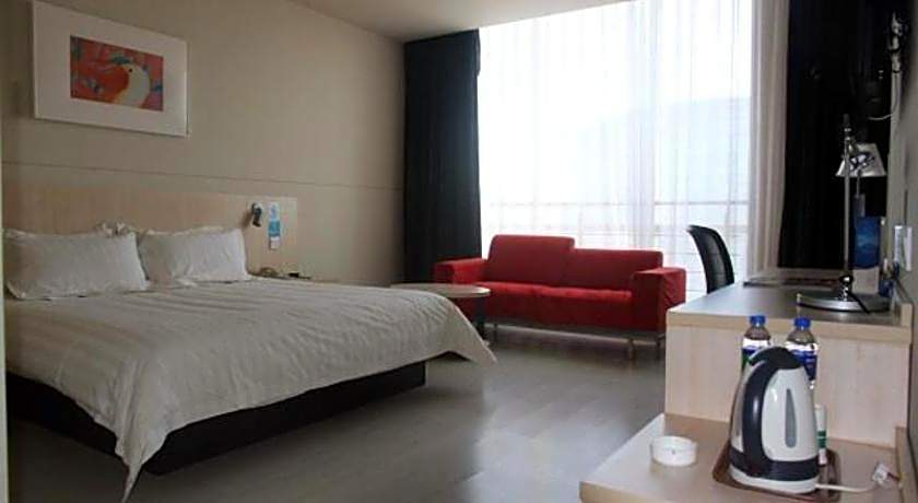 Jinjiang Inn Zhangjiakou Xuanhua People's Park