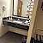 Super 8 by Wyndham Smithville/Kansas City