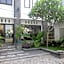 Hotel Warta Dua