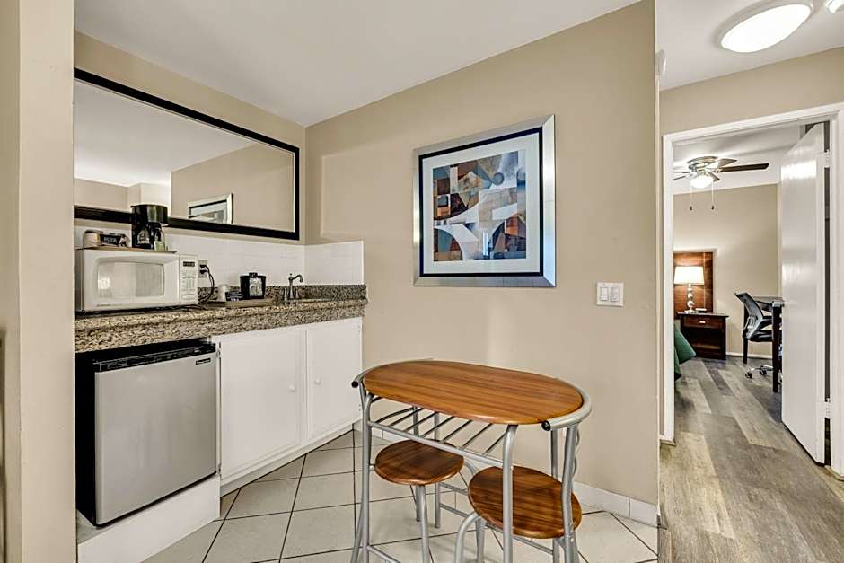 Scottish Fairway Inn
