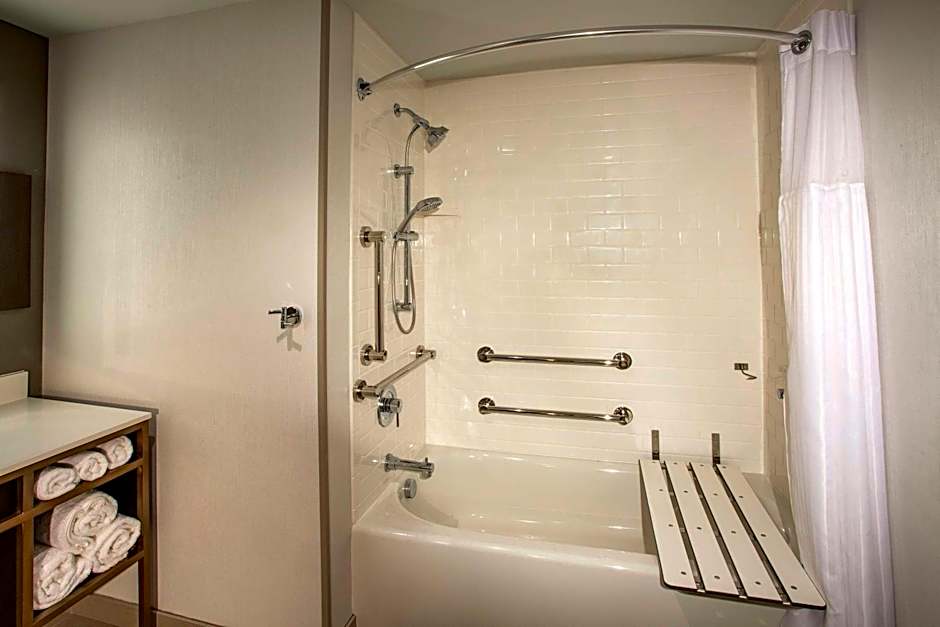 Hilton Garden Inn Redmond Town Center, WA