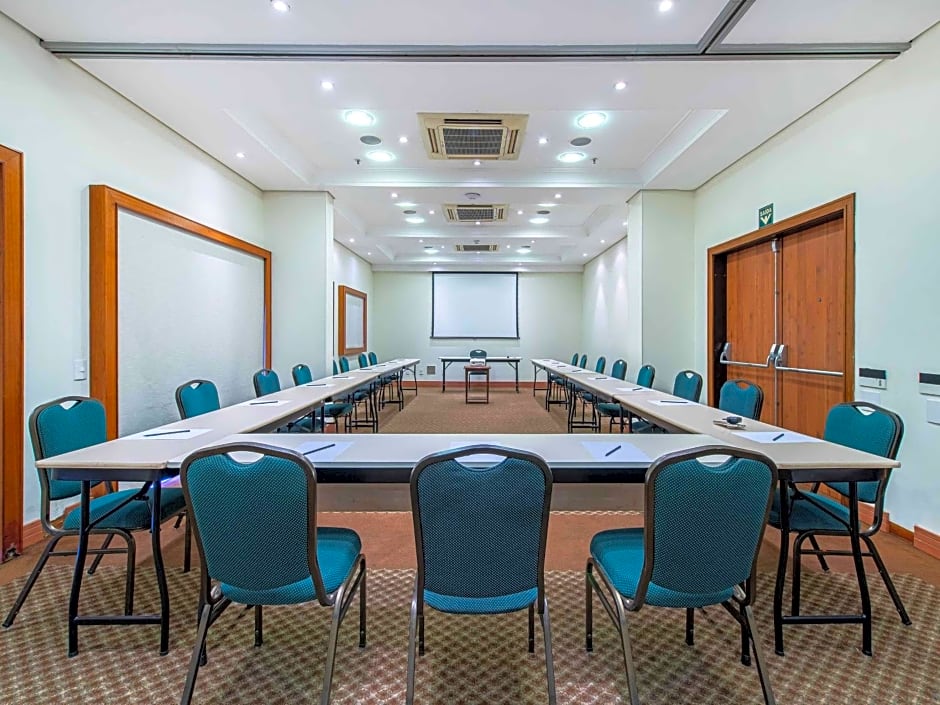 Hotel Cassino Tower Campinas Cambuí By Nacional Inn