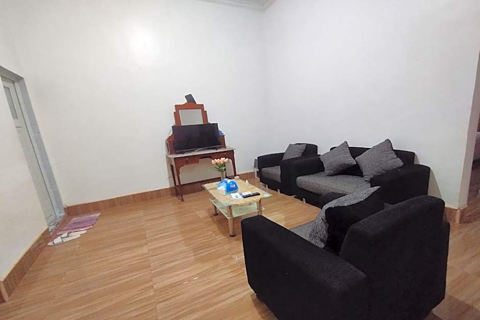 Hotel O Homestay Bonjeruk Near Restoran Pawon 21 Bonjeruk