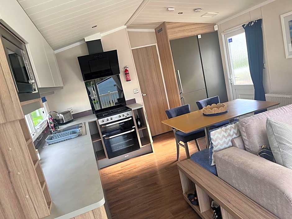 Coastal Caravan Seton Sands