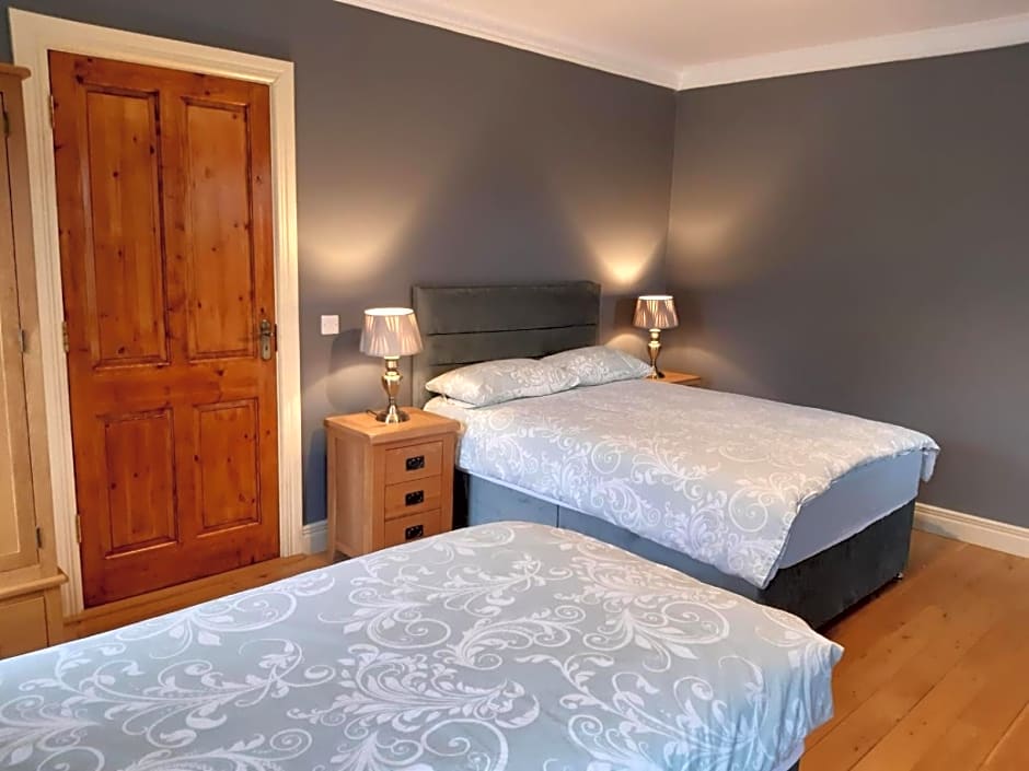 Whitethorn Lodge, Bed & Breakfast, Lackafinna