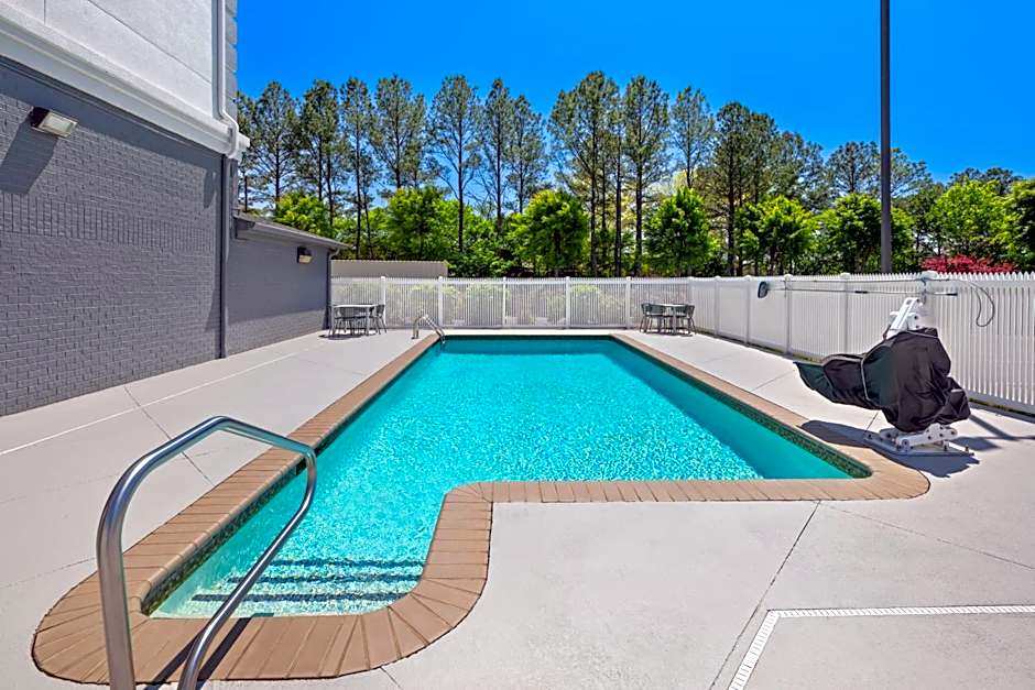 Spark by Hilton Homewood Birmingham
