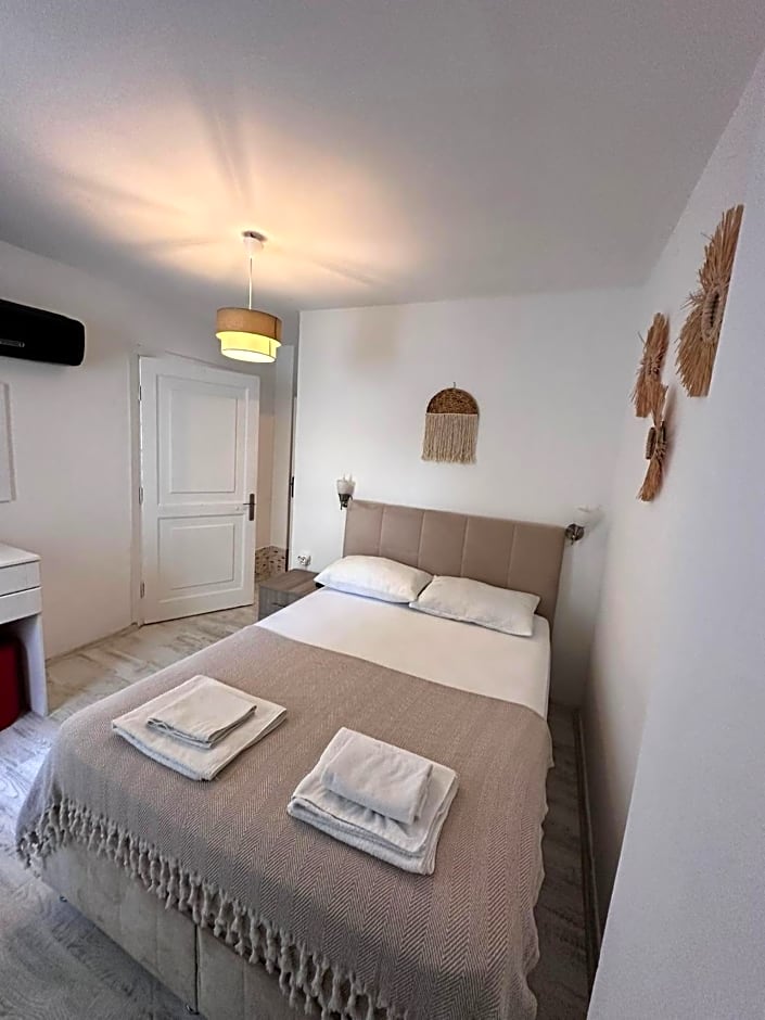 Tepe Hotel